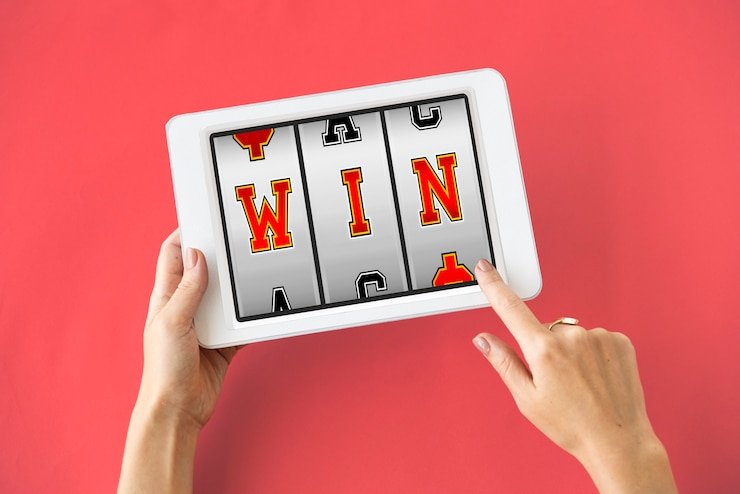 CQ9 slot game interface showing Fortune Tiger reels and win display on wonplay